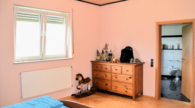 Schlafzimmer OG