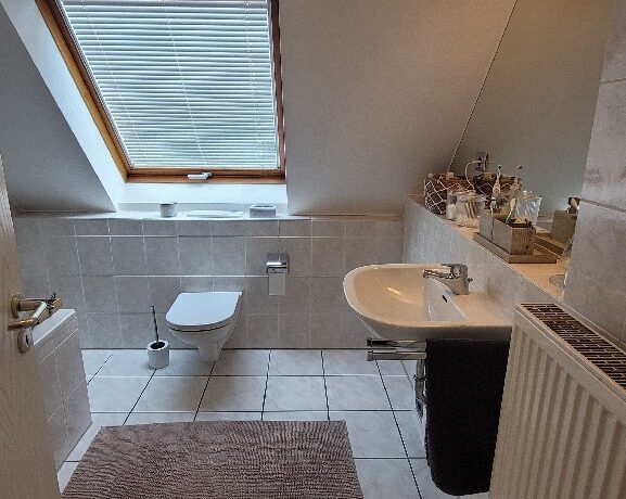Wannenbad im Dachgeschoss