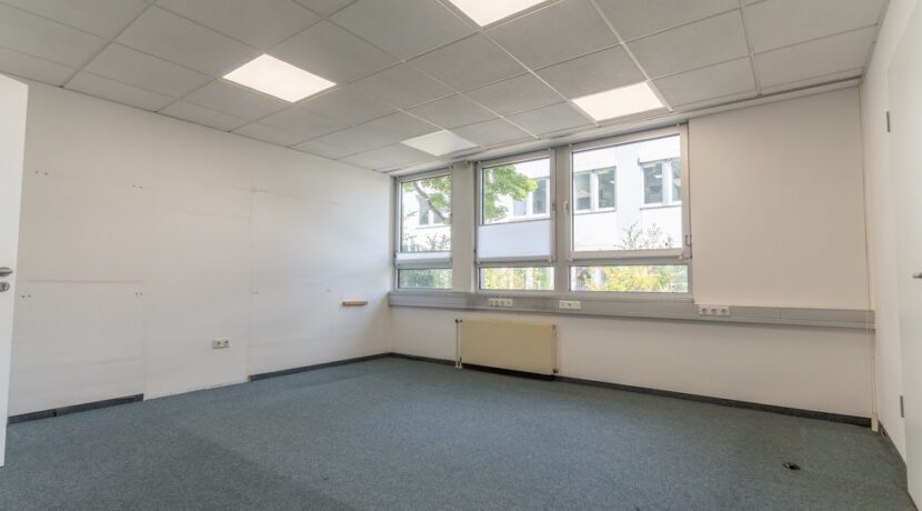 Büro 2 im EG