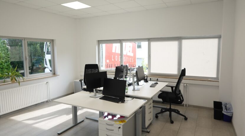 Büro 2