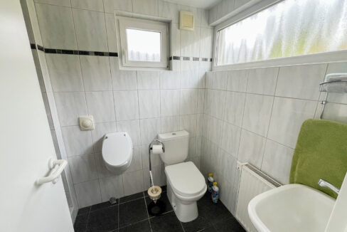 Gäste-WC EG