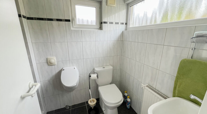 Gäste-WC EG
