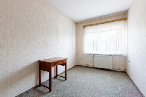 Kinder- / Arbeitszimmer im OG