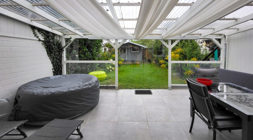 Überdachte Terrasse