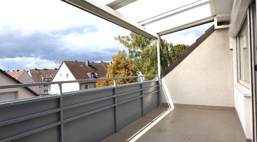 Überdachte Loggia m Schlafzimmer