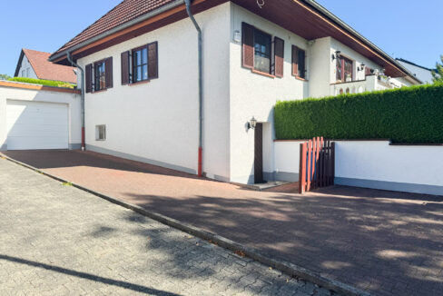 Hofbereich-Garage