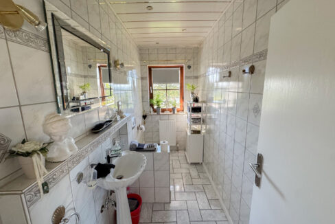 Gäste-WC EG