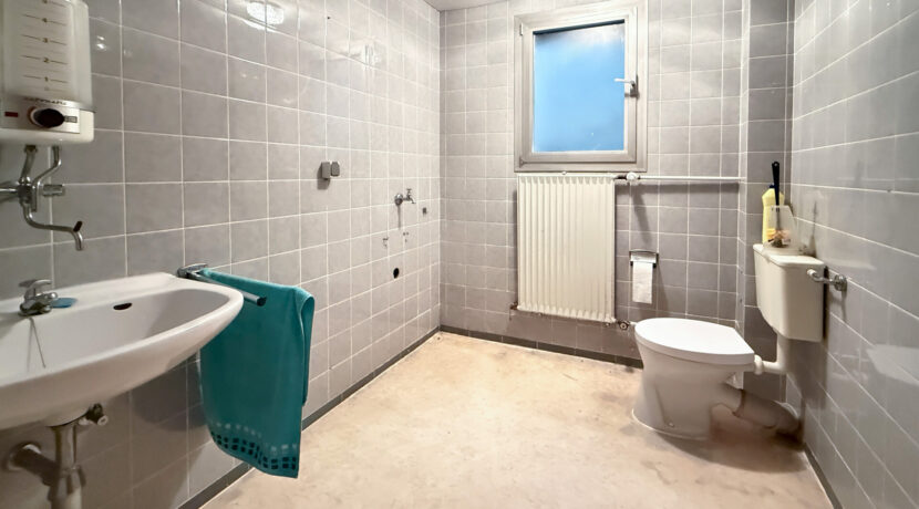 WC Laden EG