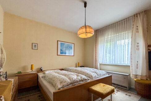 Schlafzimmer EG