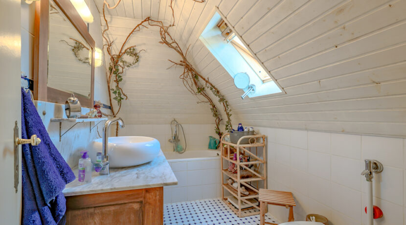 Badezimmer DG