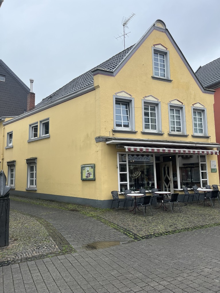 Wohn- u. Geschäftshäuser in der Werler Fußgängerzone