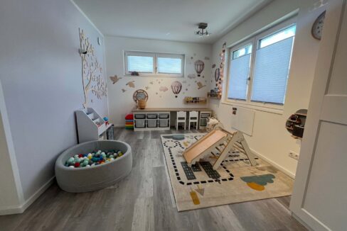 Kinderzimmer 2 OG