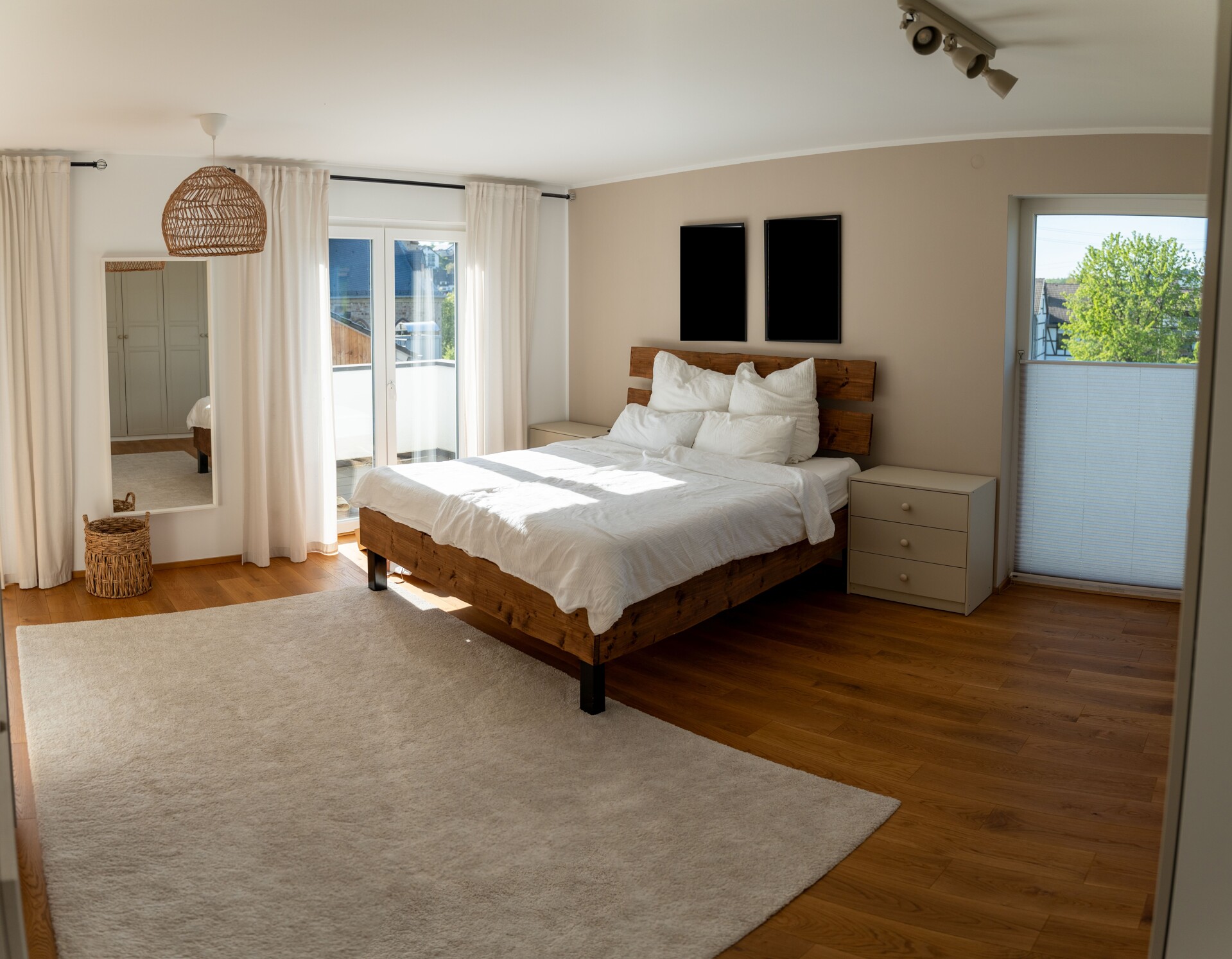 Hochwertige Maisonettewohnung mit Balkon und Gartennutzung