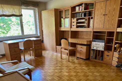 Kinder-/Arbeitszimmer