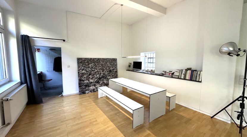 2. Blick Büro