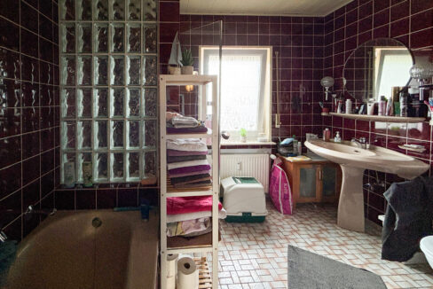 Badezimmer EG