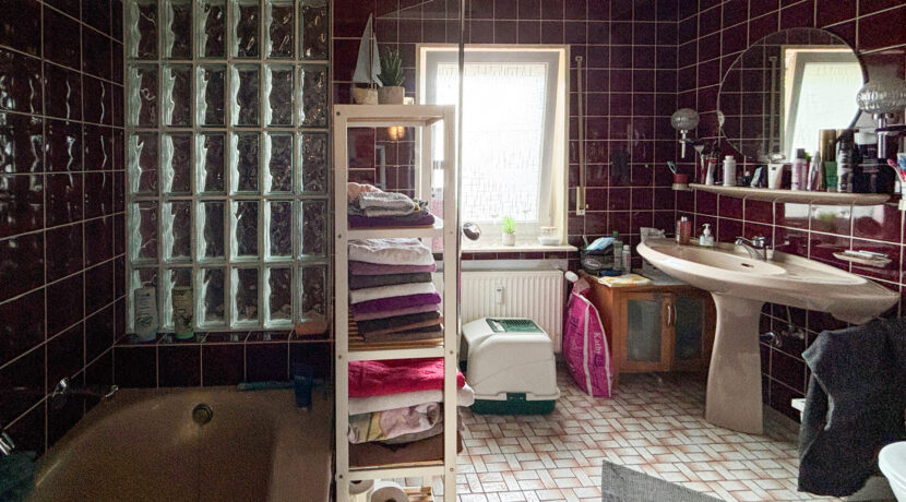 Badezimmer EG