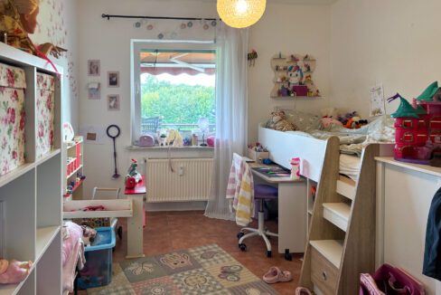 Kinderzimmer EG