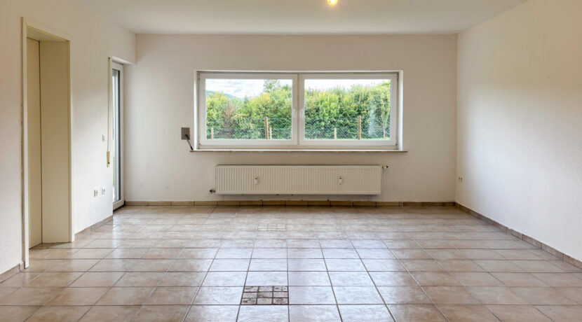Wohnzimmer KG