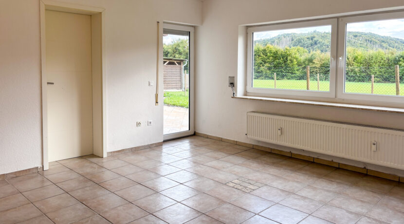 Wohnzimmer KG