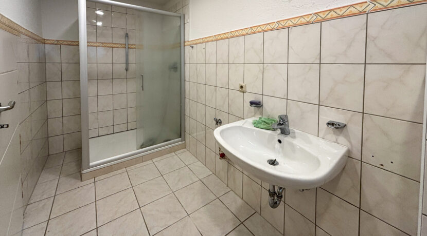 Badezimmer KG