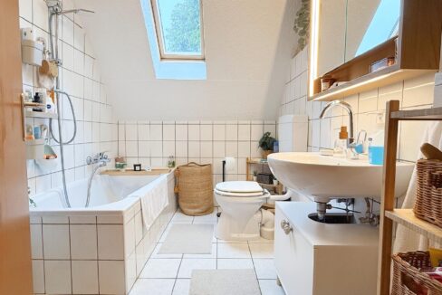 Wannenbad OG