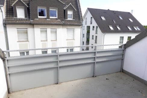 3. Loggia direkt an der Küche