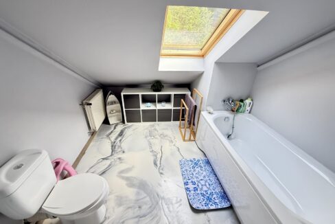 Badezimmer DG