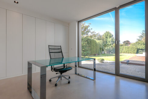 Arbeitszimmer EG