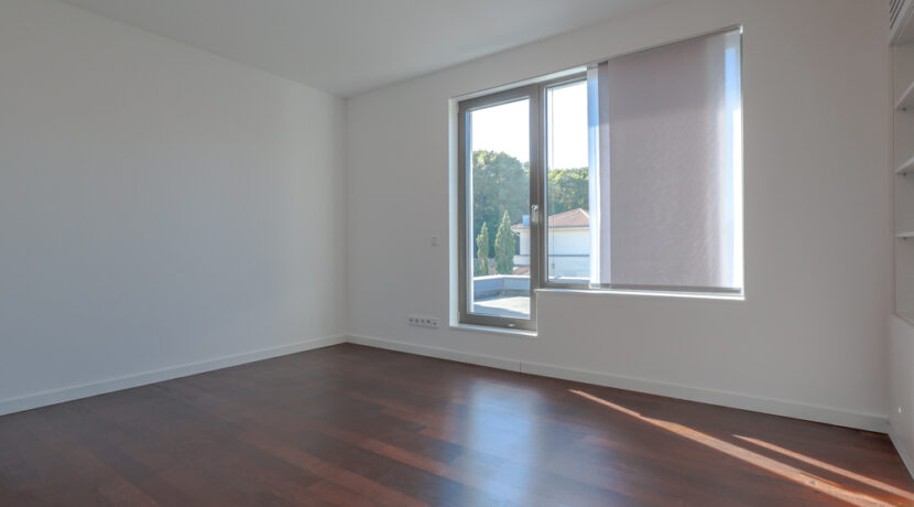 Zimmer 1 OG