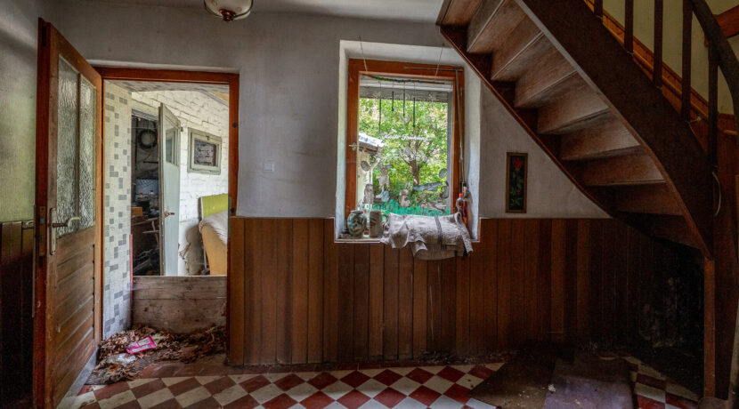 Treppe ins Obergeschoss