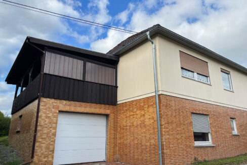 Außenansicht Garage
