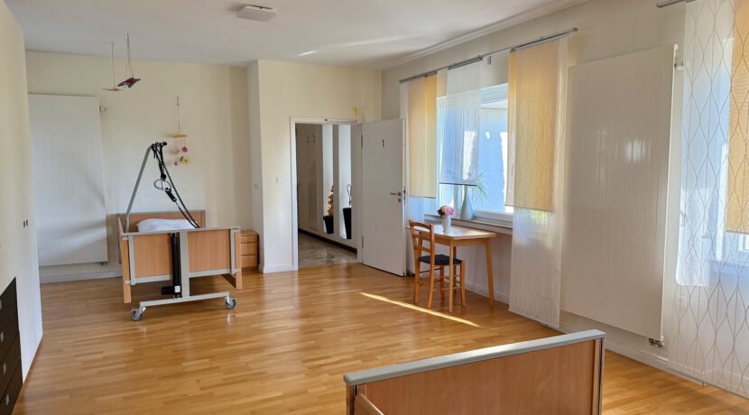 EG Doppelzimmer 1 (mit Rampe)