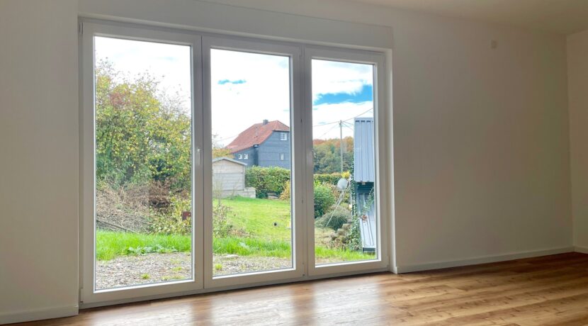 Wohnbereich mit Zugang in den Garten