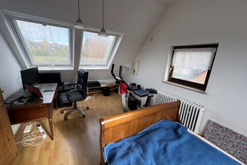 Spitzboden, schlafen/arbeiten
