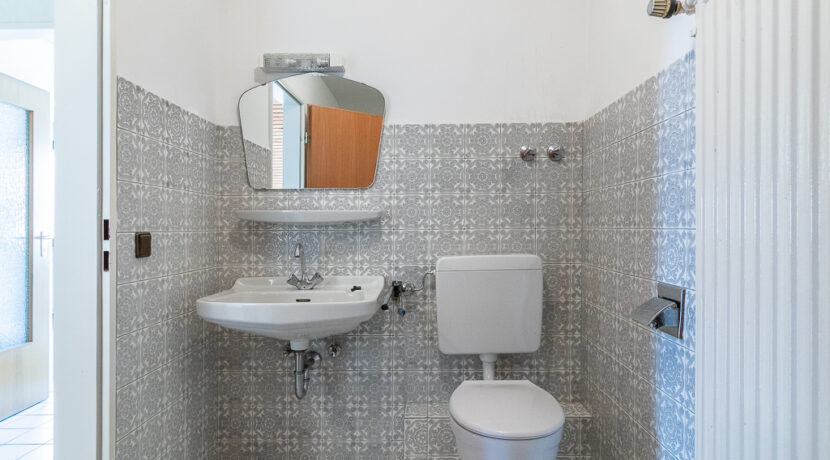 Gäste WC OG