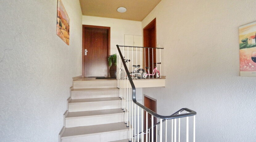 gepflegtes Treppenhaus