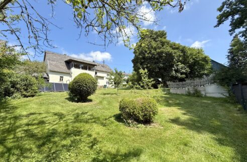 Weitläufiges Grundstück