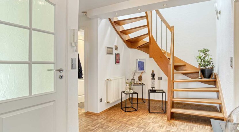 Eingangsbereich/Treppe