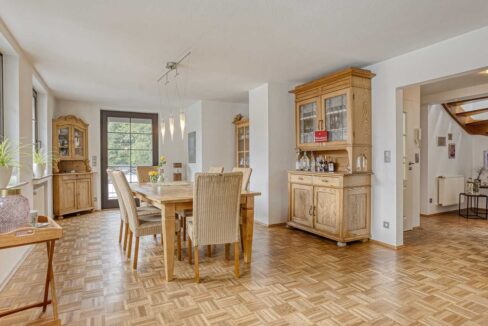 Offener Wohn-/Essbereich