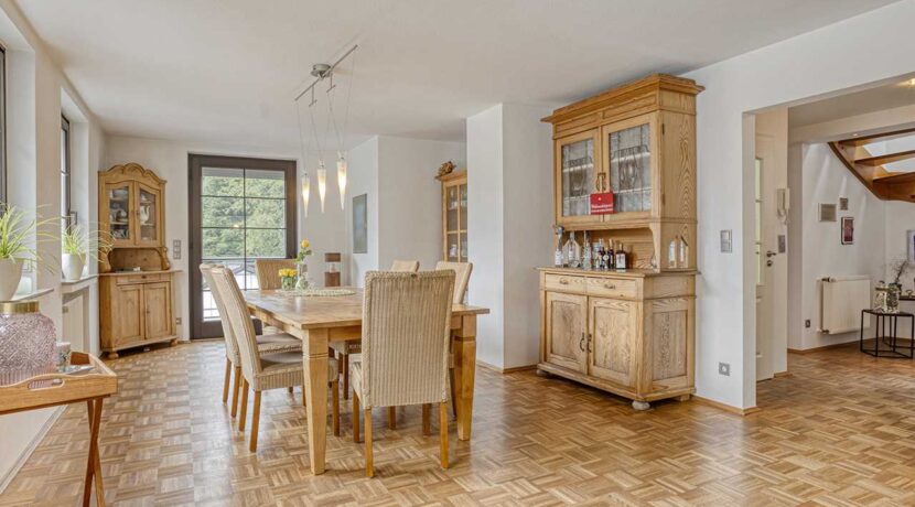 Offener Wohn-/Essbereich