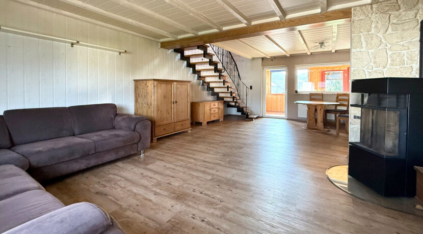 OG links Wohn-/Esszimmer