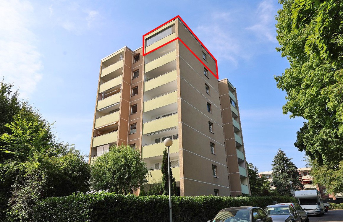 NEU: Modernisierte 2-Zimmer-Wohnung im 7. OG mit traumhaftem Fernblick