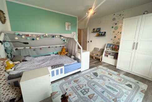 Kinderzimmer 1 OG