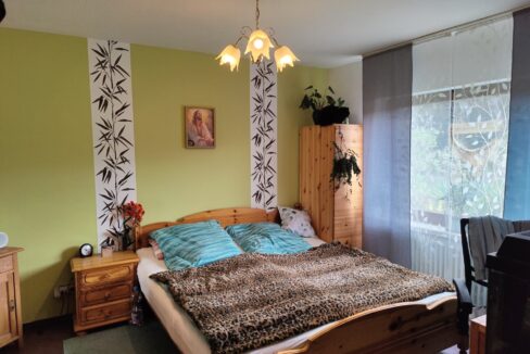 Schlafzimmer UG
