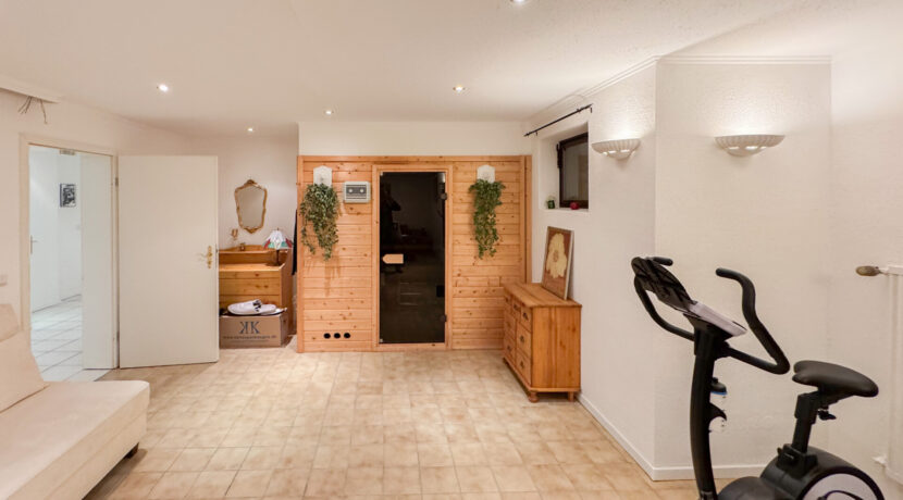 Hobbyraum mit Sauna