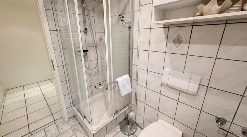 Tageslichtbad mit Dusche KG