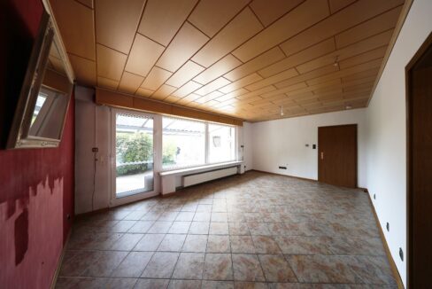 Wohnzimmer mit Terrassenzugang