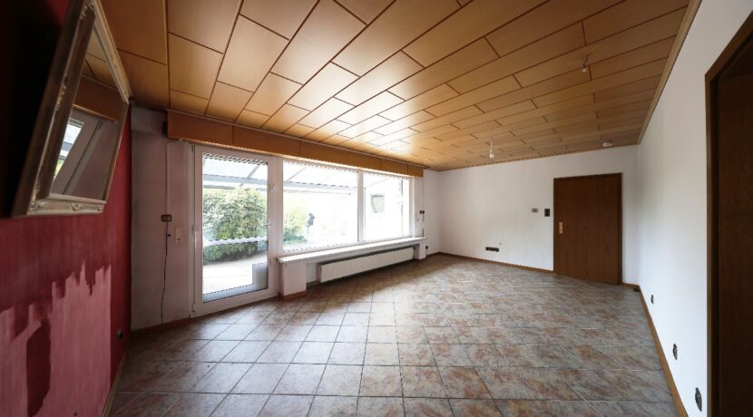 Wohnzimmer mit Terrassenzugang