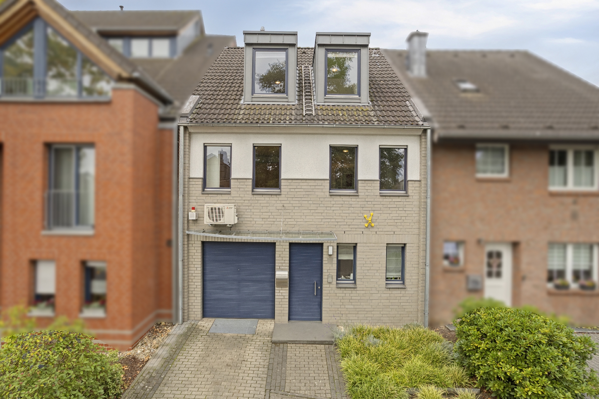 WILLICH: CHARMANTES EINFAMILIENHAUS IN RUHIGER LAGE